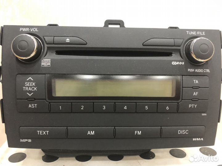 Магнитола оригинальная Toyota Corolla 2008 г
