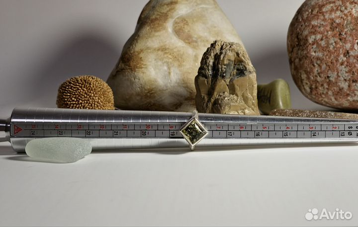 Кольца с янтарем