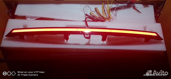 Фонарь задний средний на Киа Серато 4 до 2020г