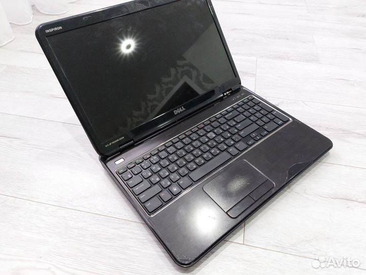 Ноутбук Dell inspiron m5110