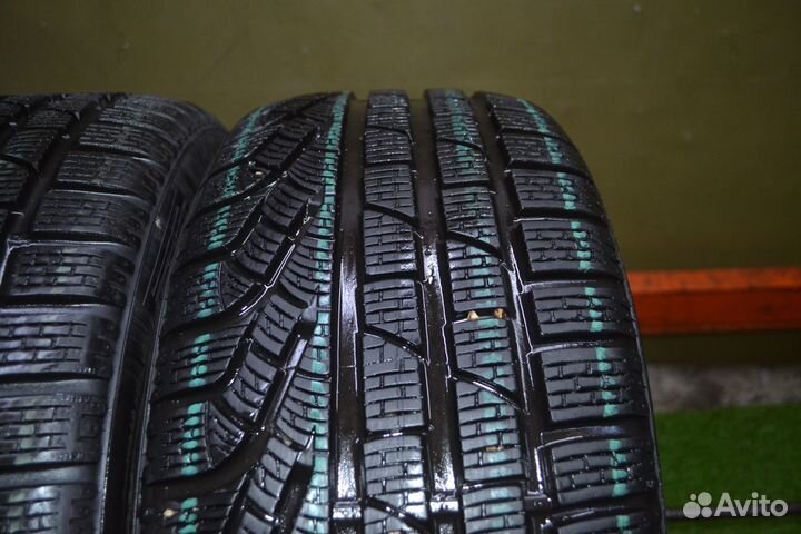 Pirelli Winter Sottozero 240 Serie II 235/45 R18 98V