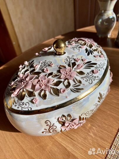 Фарфоровая шкатулка/конфетница/ваза