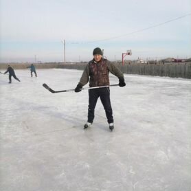 Управляющий фермой, Охранник, Помощник по хоз