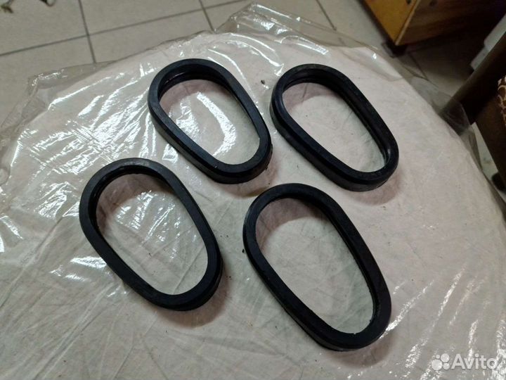 Резинка дроссельной заслонки V6 2.6/2.8 Audi, VW