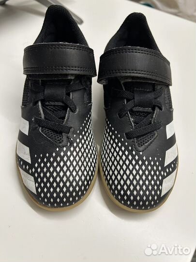 Футзалки adidas predator
