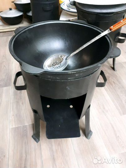 Казан чугунный с крышкой.Пр-во Узбекистан-Наманган