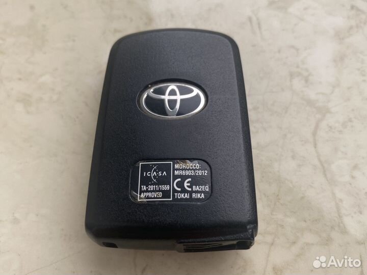 Смарт ключ Toyota Rav4 Camry Keyless Go