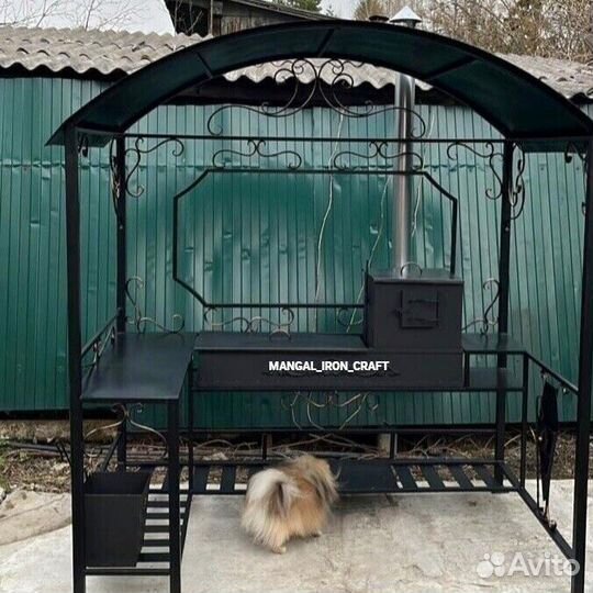 Беседка с мангалом