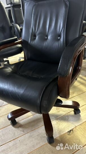 Кресло руководителя chairman 653