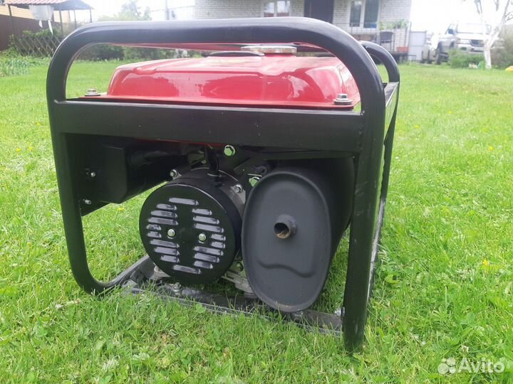 Бензиновый электрогенератор Калибр бэг-2500