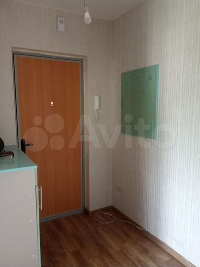 2-к. квартира, 50 м², 4/10 эт.