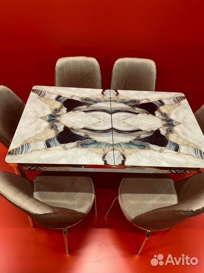 Кухонный стол раскладной и стулья