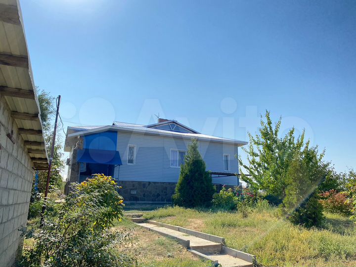 Дом 276,7 м² на участке 14 сот.