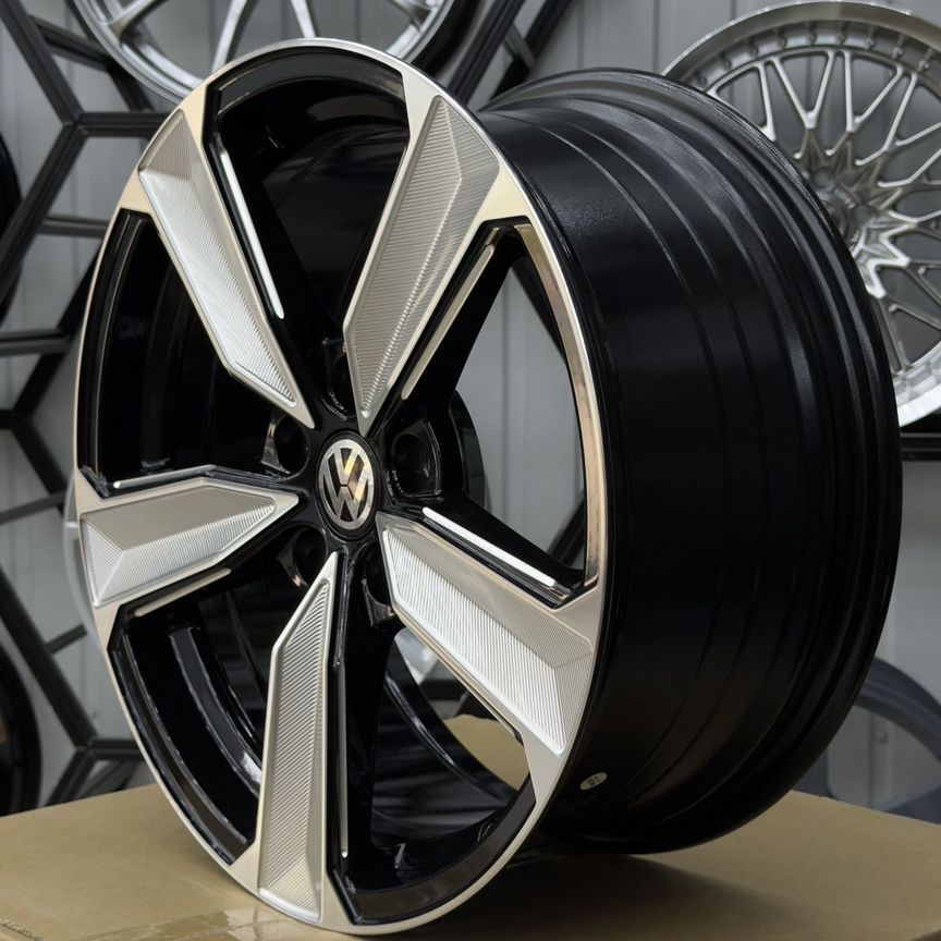 Литые диски Powcan 7.5×R17 5×112
