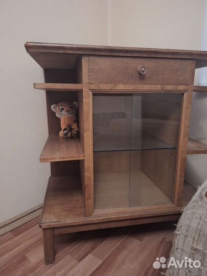 Тумба под телевизор