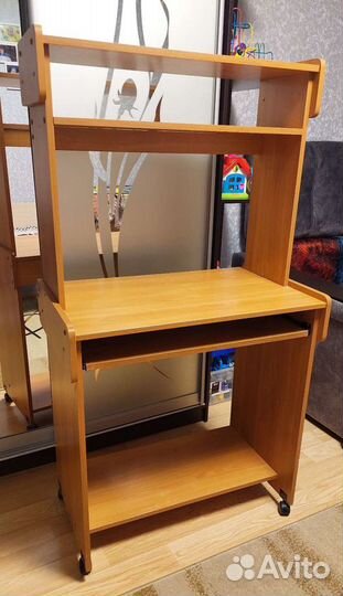 Компьютерный стол IKEA