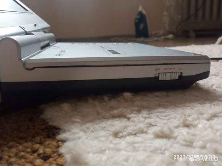 Портативный dvd плеер