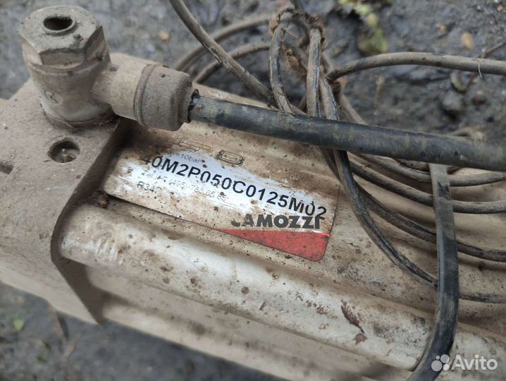 Привод подножки паз 35053