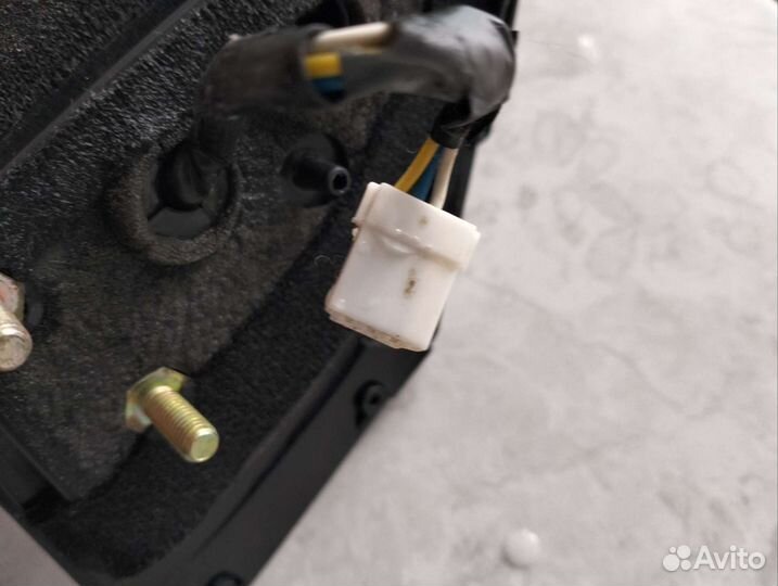 Зеркало левое lancer 9