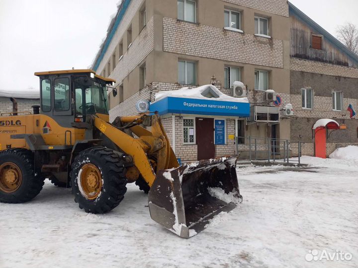 Фронтальный погрузчик