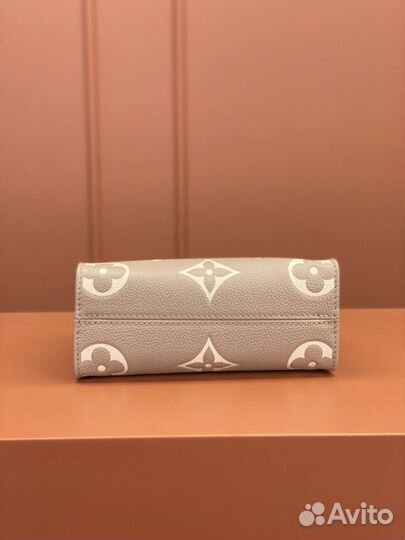 Сумка pouis vuitton othego bb бежевая