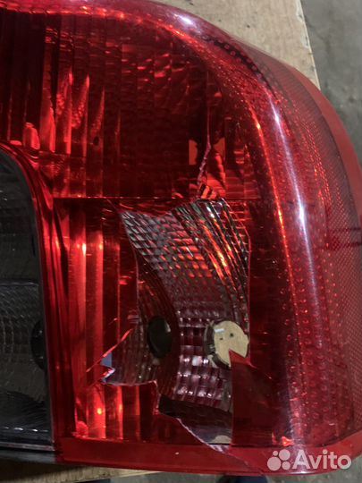 Заднйи фонарь volvo хс90