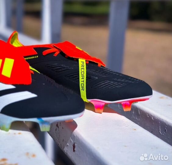 Бутсы adidas predator freak