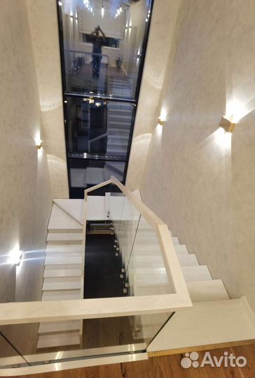 Лестница на металлокаркасе