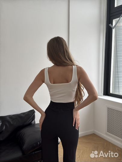 Кроп топ укороченный белый (M)