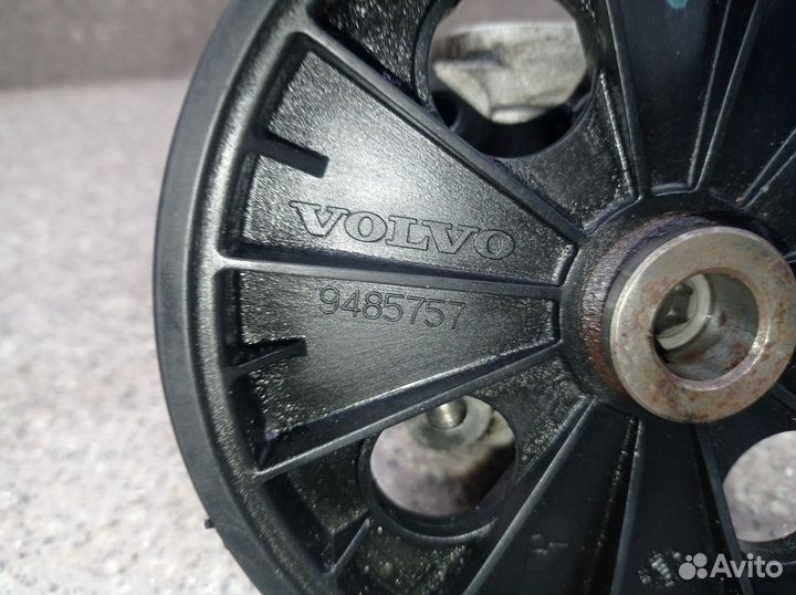 Насос гур Volvo S60