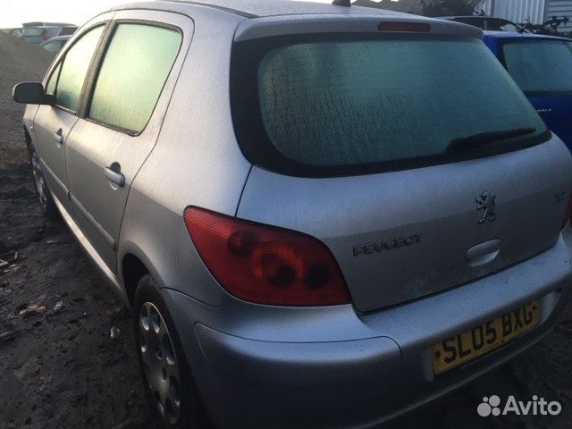 Разбор на запчасти Peugeot 307