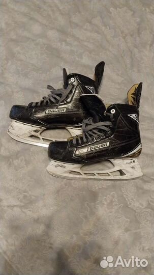Хоккейные коньки bauer s180