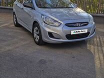 Hyundai Solaris 1.6 AT, 2012, 189 000 км, с пробегом, цена 820 000 руб.