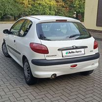 Peugeot 206 1.1 MT, 2002, 264 000 км, с пробегом, цена 300 000 руб.