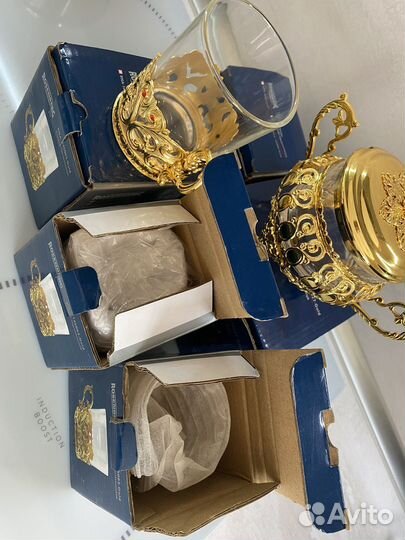 Набор стаканов с подстаканниками и сахарница