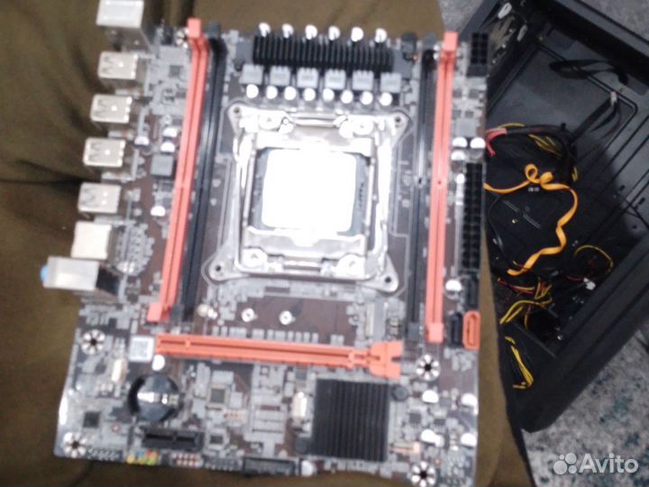 Материнская плата 2011 v3 с процесором