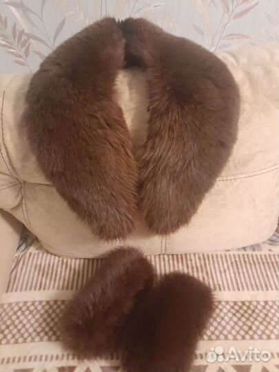 Меховой воротник песец с манжетами