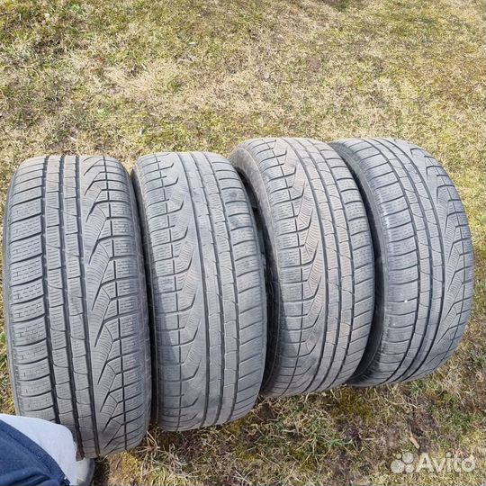 Pirelli Winter Sottozero 210 Serie II 245/50 R18 100H