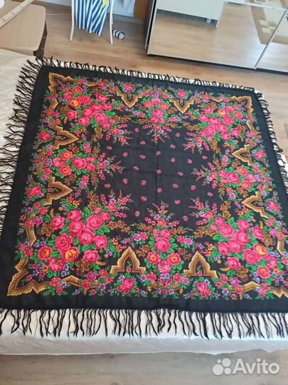 Павловопосадский платок шерстяной