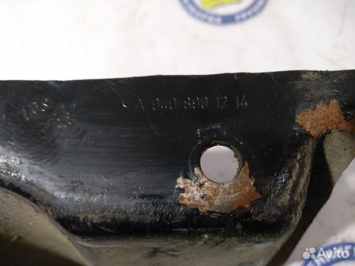 Кронштейн инструментального ящика 9408901214 KAMAZ