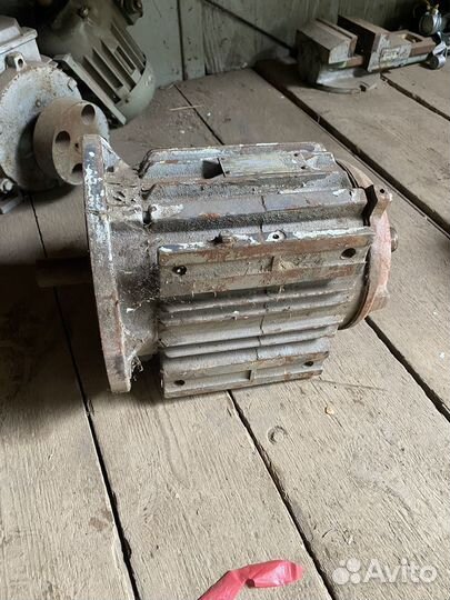 Электродвигатель