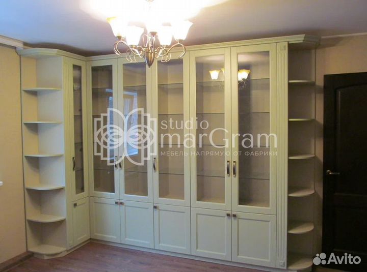 Шкаф для книг на заказ