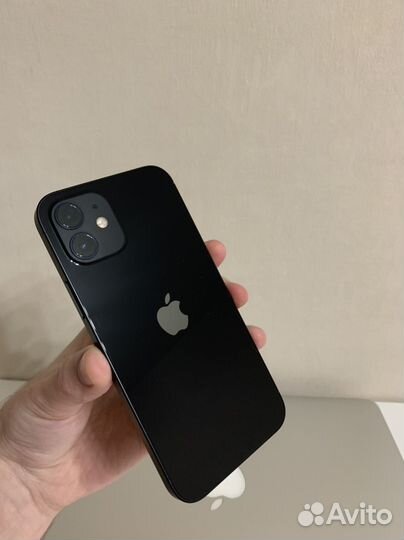 iPhone 12, 64 ГБ