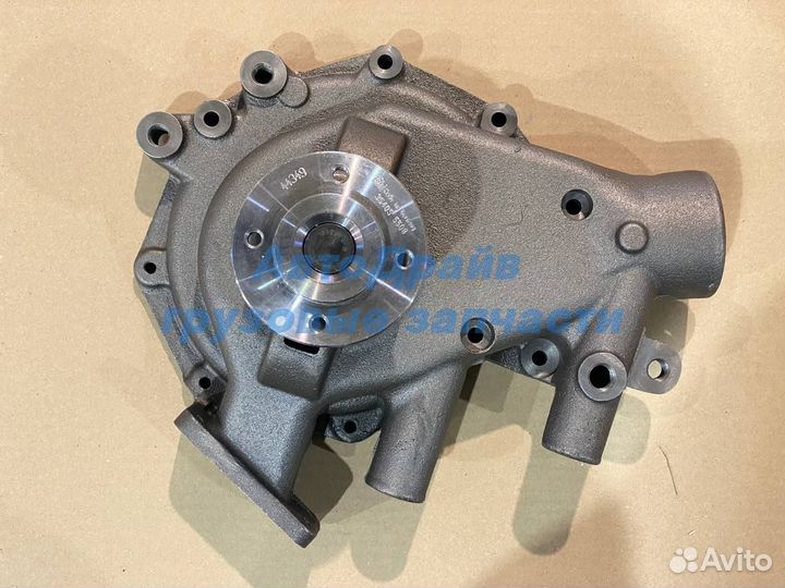 Насос водяной DAF 95 85 с прокладкой