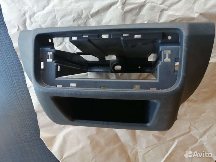 Центральная консоль Skoda Fabia 2