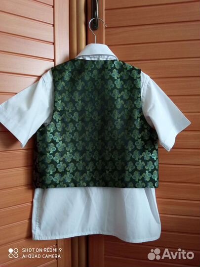 Комплект (рубашка, шорты, жилет, бабочка) р. 116