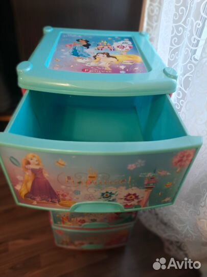 Стеллаж для игрушек пластиковый