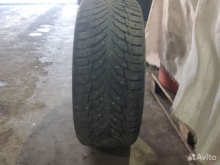 Nokian Tyres Hakkapeliitta 9 245/45 R19 102