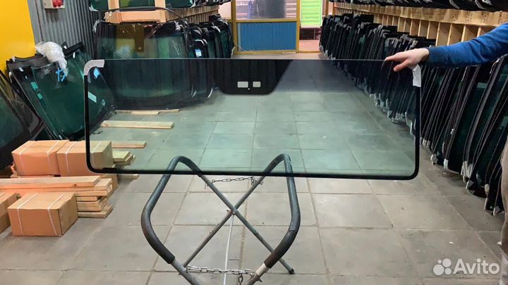 Лобовое стекло Мерседес Гелендваген W463