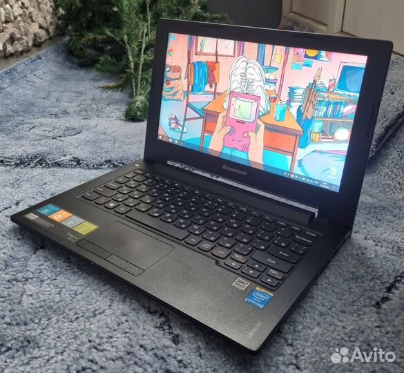 Компактный шустрый ноутбук Lenovo S210